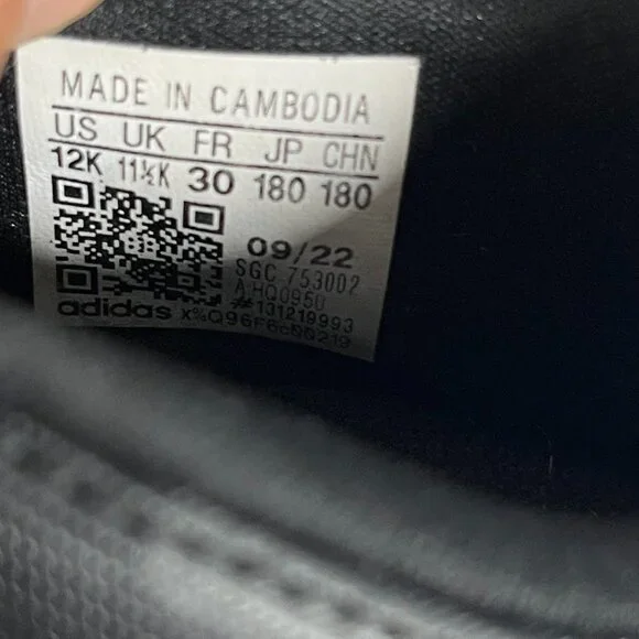 ADIDAS PREDATOR Accuracy.4 Turf Soccer Cleats Shoes Kids Size 12K Black - Picture 6 of 12